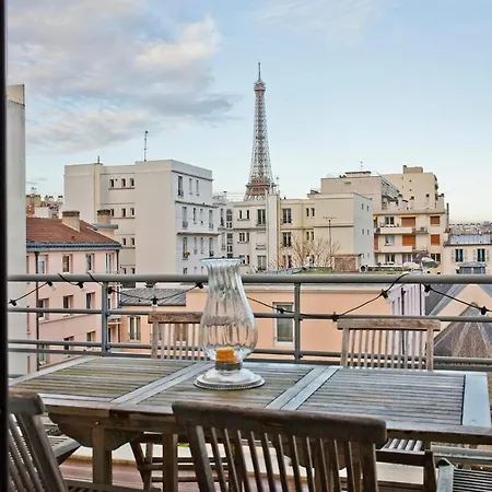 Eiffel View * Paris