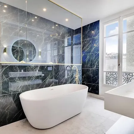 Eiffel View Apartamento *
